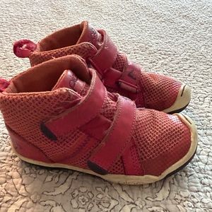 Plae Leo Girl’s High Top